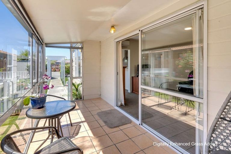 Photo of property in 13b Thornhill Place, Sockburn, Christchurch, 8042