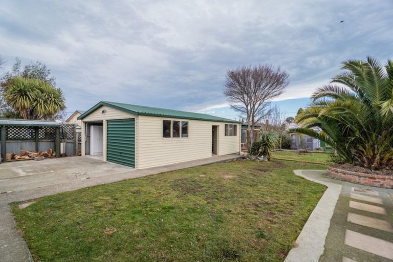 Photo of property in 15 Neal Street, Temuka, 7920