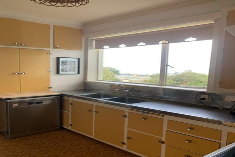 Photo of property in 17 Dornoch Street, Kew, Dunedin, 9012