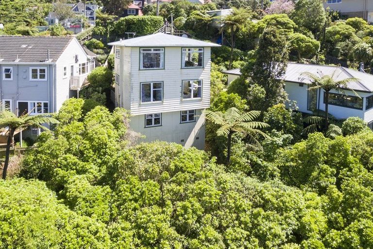 Photo of property in 19 Zetland Street, Highbury, Wellington, 6012