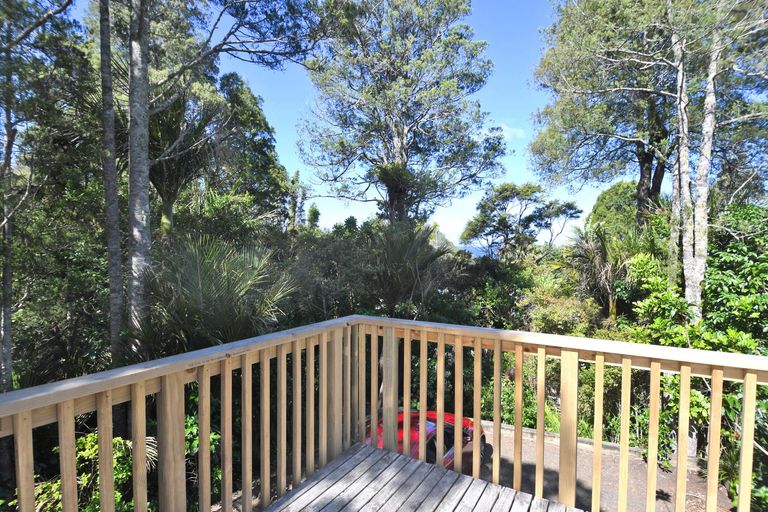 Photo of property in 21 Spray Crescent, Leigh, 0985