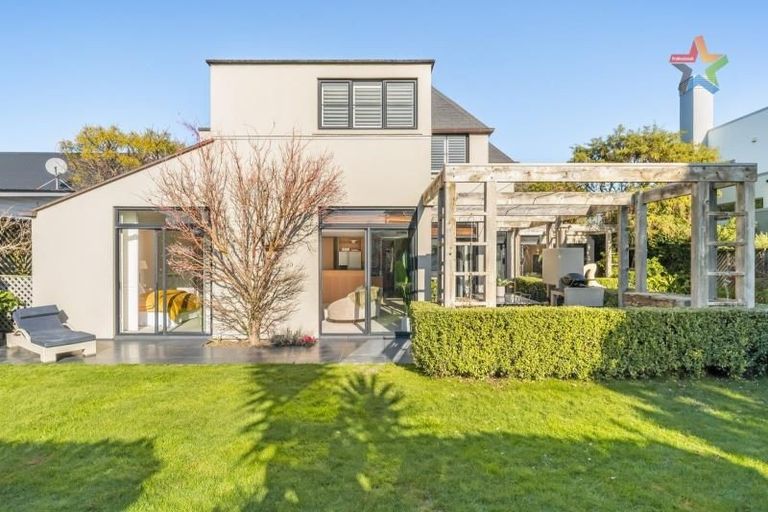 Photo of property in 87a Waterloo Road, Hutt Central, Lower Hutt, 5010