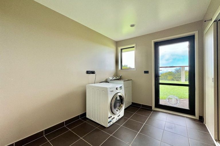 Photo of property in 45 Harry Dreadon Road, Opaheke, Papakura, 2584