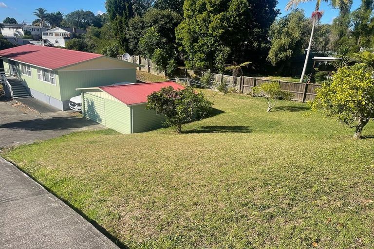 Photo of property in 419 Don Buck Road, Massey, Auckland, 0614