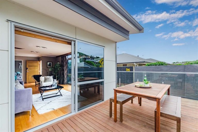 Photo of property in 10 Matuhi Street, Waikanae, 5036