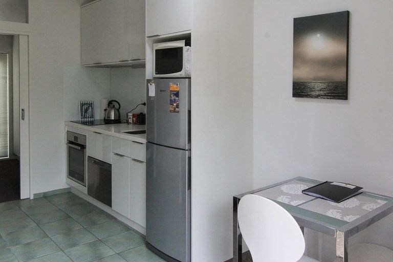 Photo of property in 123 Marine Parade, Seatoun, Wellington, 6022