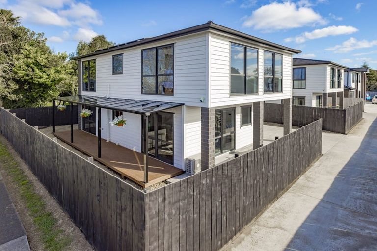 Photo of property in 4a Sturdee Road, Manurewa, Auckland, 2102