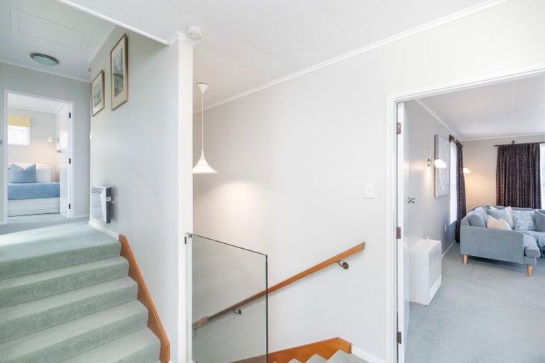 Photo of property in 14 Akatea Road, Korokoro, Lower Hutt, 5012