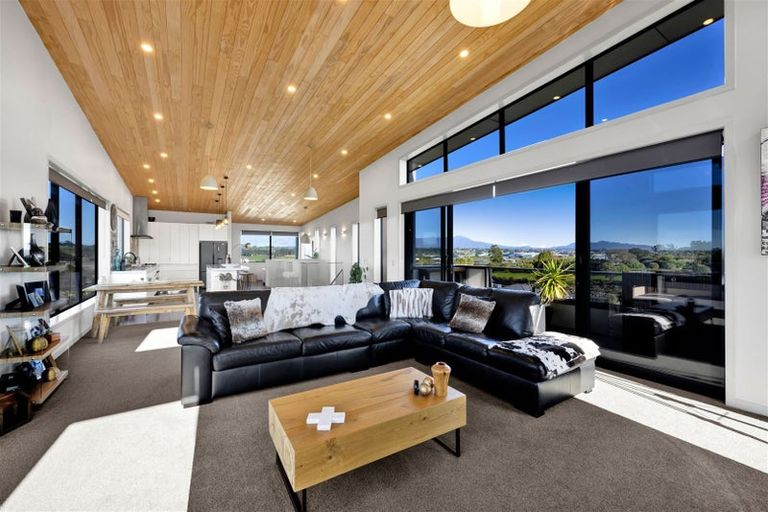 Photo of property in 16a Links Drive, Waiwhakaiho, New Plymouth, 4312