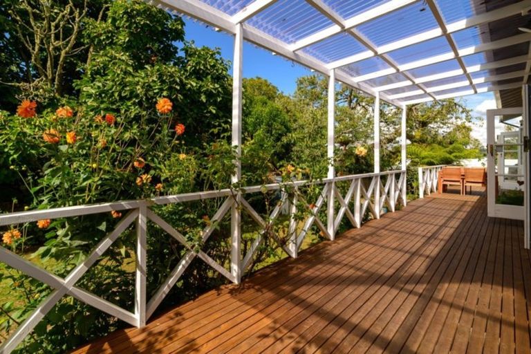 Photo of property in 2 Pukehangi Road, Pukehangi, Rotorua, 3015