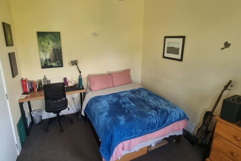 Photo of property in 196 Glenmore Street, Northland, Wellington, 6012