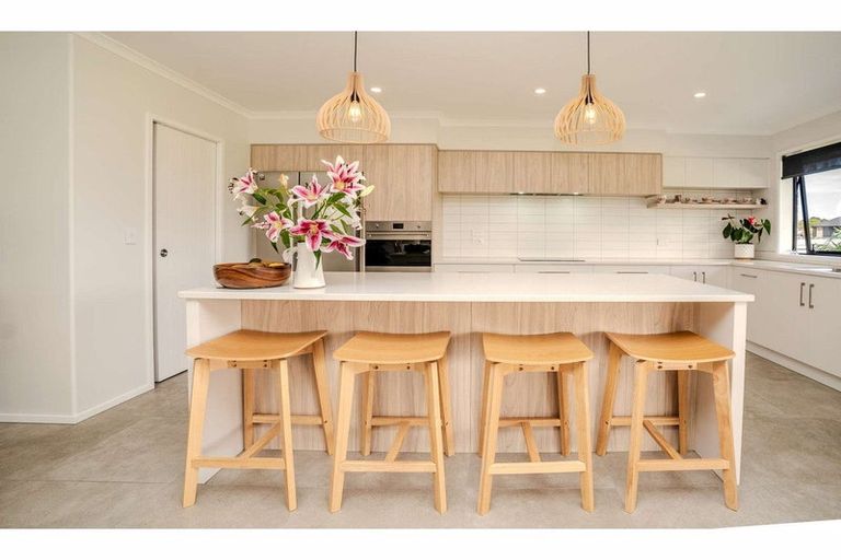 Photo of property in 11 The Lakes Drive, Kerikeri, 0230