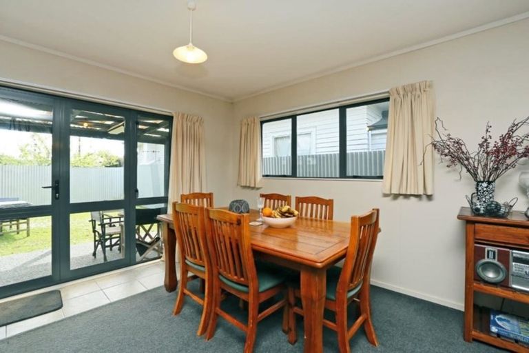 Photo of property in 709 Saint Aubyn Street West, Saint Leonards, Hastings, 4120