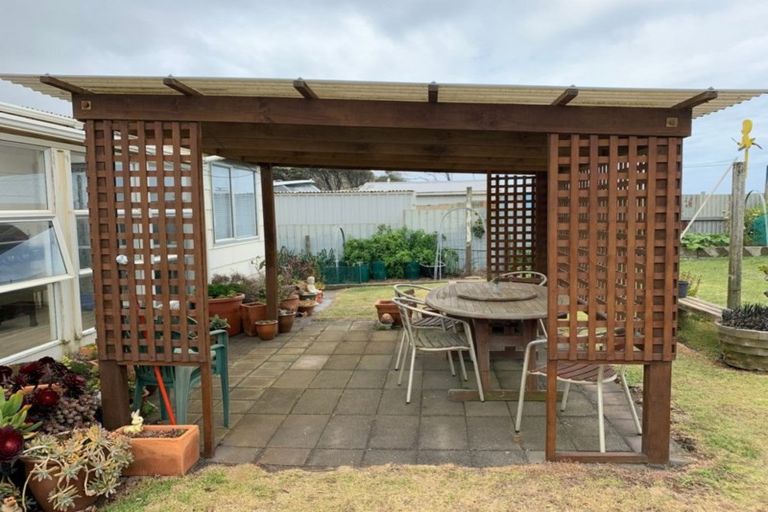 Photo of property in 4 Point Road, Mokau, 4376