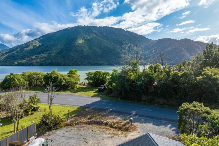 Photo of property in 758 Queen Charlotte Drive, Havelock, Picton, 7281
