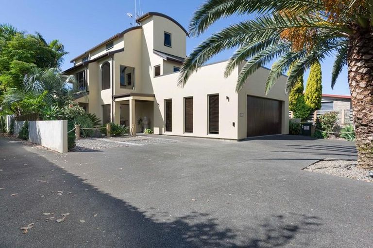 Photo of property in 305 Oceanbeach Road, Mount Maunganui, 3116