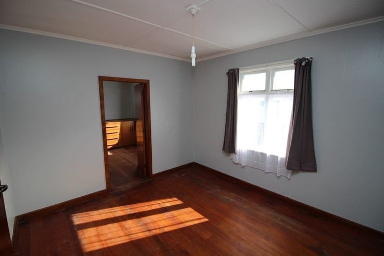 Photo of property in 6 French Street, Marton, 4710