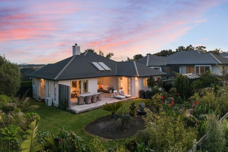 Photo of property in 30 Abby Close, Pukekohe, 2120