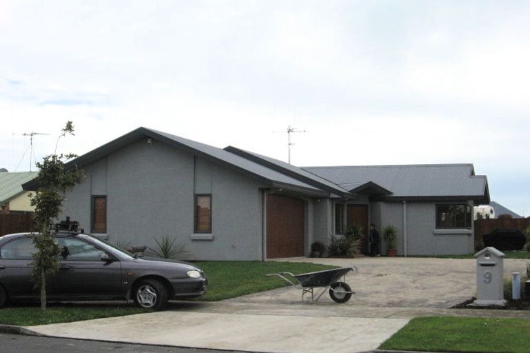 Photo of property in 9 Aria Court, Fairview Downs, Hamilton, 3214