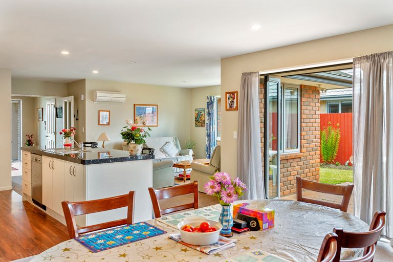 Photo of property in 7 Moeraki Place, Hei Hei, Christchurch, 8042