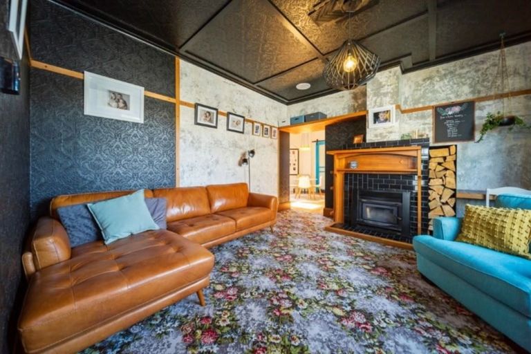 Photo of property in 51 Fitzroy Road, Fitzroy, New Plymouth, 4312