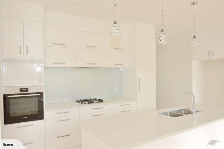 Photo of property in 11 Verdot Close, Kumeu, 0810