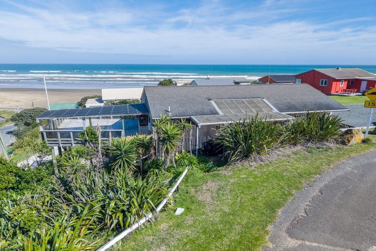 Photo of property in 1 Rope Crescent, Te Kopuru, Dargaville, 0371