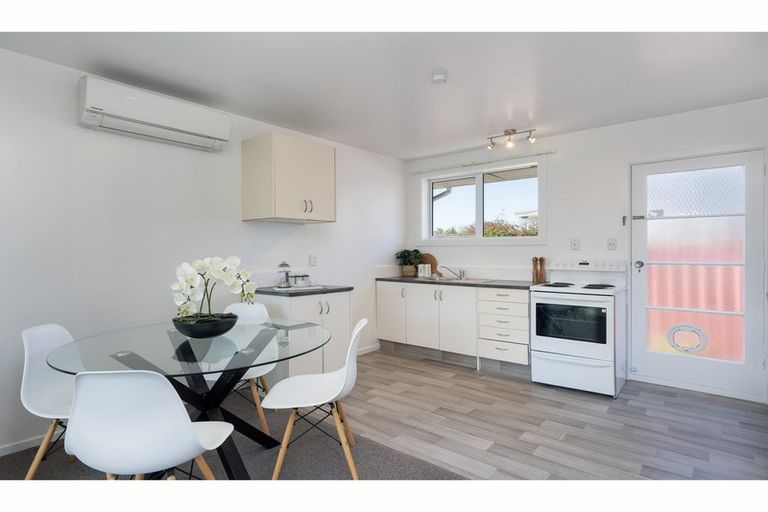 Photo of property in 2/519 Hereford Street, Linwood, Christchurch, 8011