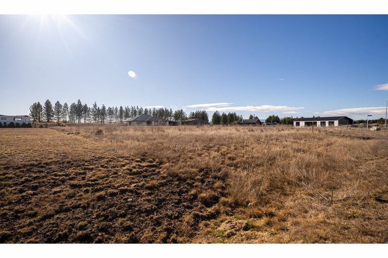 Photo of property in 13 Temple Drive, Twizel, 7901