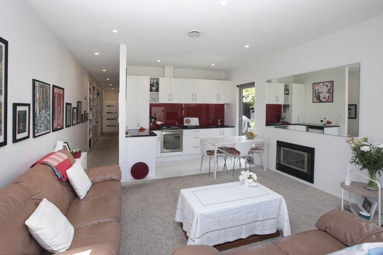 Photo of property in 2 Matisse Place, Burnside, Christchurch, 8053