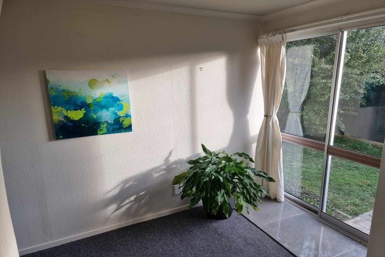 Photo of property in 2/16a Ranfurly Street, Trentham, Upper Hutt, 5018