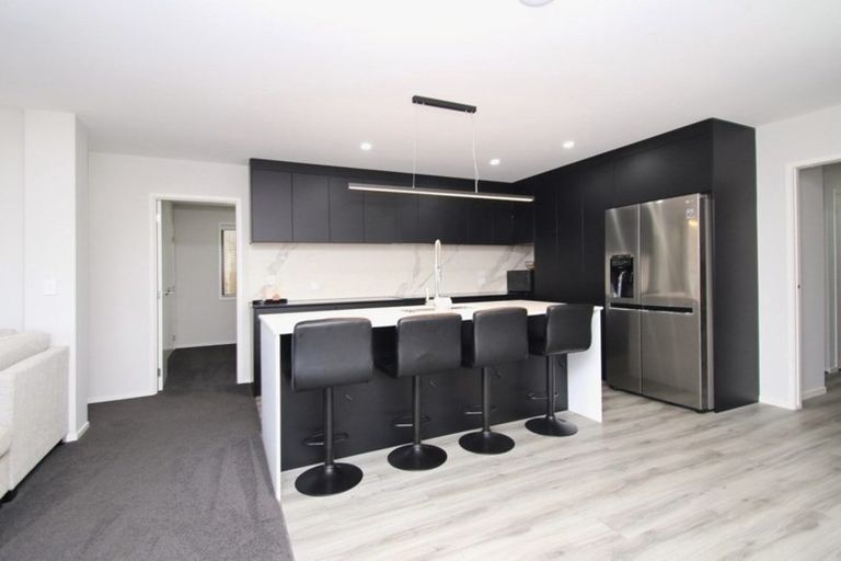 Photo of property in 16 Ballintoy Park Drive, Welcome Bay, Tauranga, 3175