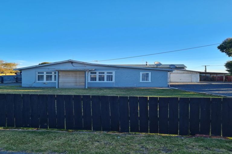 Photo of property in 42 Seabury Avenue, Foxton Beach, Foxton, 4815