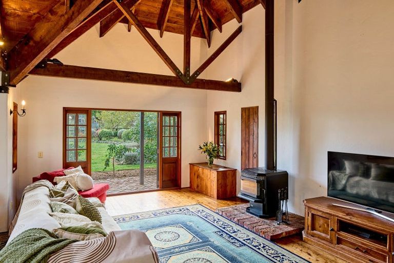 Photo of property in 117 Arcus Road, Te Horo, Otaki, 5582