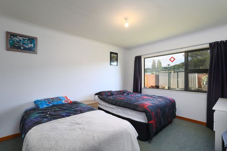 Photo of property in 21 Whiting Drive, Wakefield, 7025