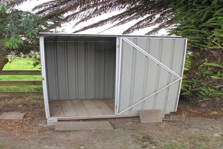 Photo of property in 200 Parkhurst Road, Parakai, 0830