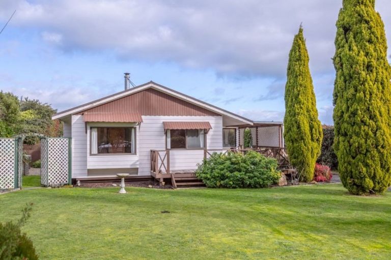 Photo of property in 20 Esther Street, Martinborough, 5711
