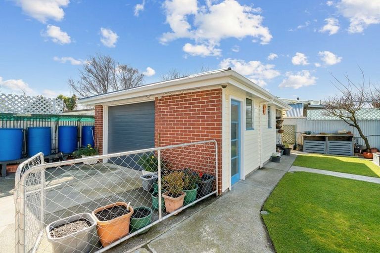 Photo of property in 20 Craven Street, Sockburn, Christchurch, 8042