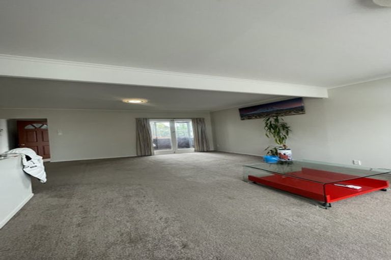 Photo of property in 1/213 Sunnynook Road, Wairau Valley, Auckland, 0627