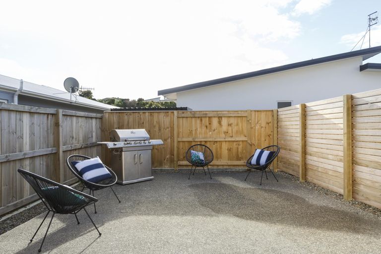 Photo of property in 22 Freedom Drive, Kelvin Grove, Palmerston North, 4414