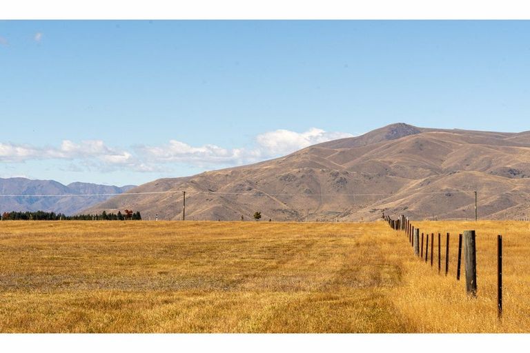 Photo of property in 25 Musterers Way, Ben Ohau, Twizel, 7999
