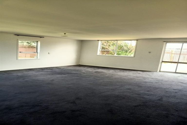 Photo of property in 30 Zelda Avenue, Clover Park, Auckland, 2023