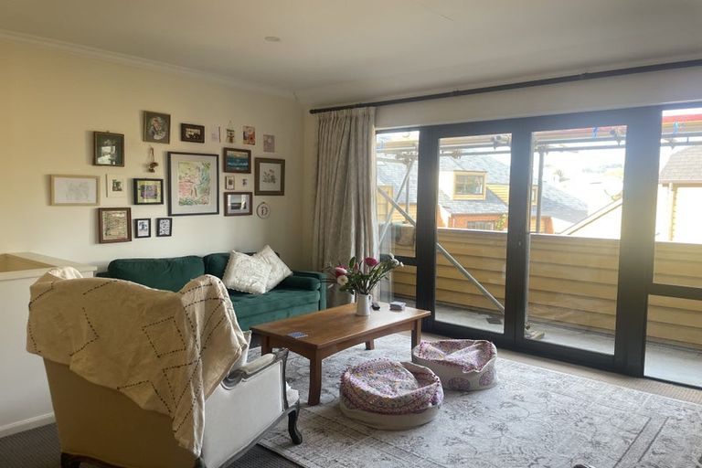 Photo of property in 31 Futuna Close, Karori, Wellington, 6012