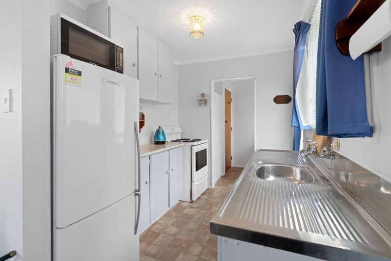 Photo of property in 90b Brandon Street, Featherston, 5710