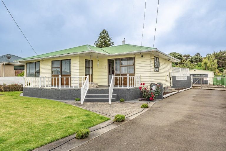 Photo of property in 76 Cornfoot Street, Castlecliff, Whanganui, 4501