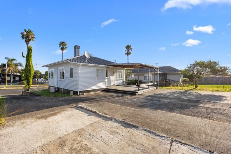 Photo of property in 222 East Tamaki Road, Otara, Auckland, 2023