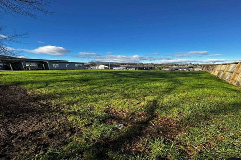 Photo of property in 19 Oranmore Crescent, Paeroa, 3600