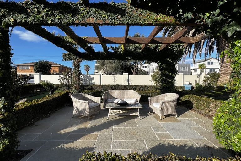 Photo of property in 186 Oceanbeach Road, Mount Maunganui, 3116