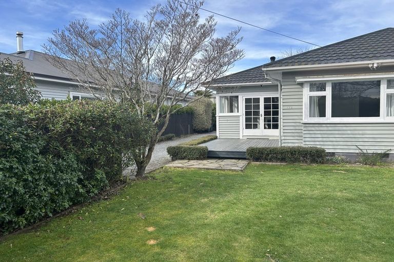 Photo of property in 172 Weston Road, St Albans, Christchurch, 8052