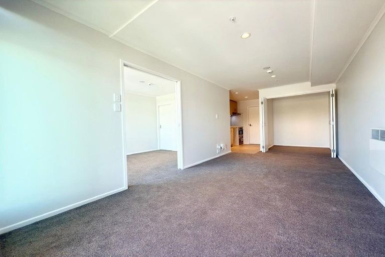 Photo of property in 2e/30 Westward Ho, Glen Eden, Auckland, 0602
